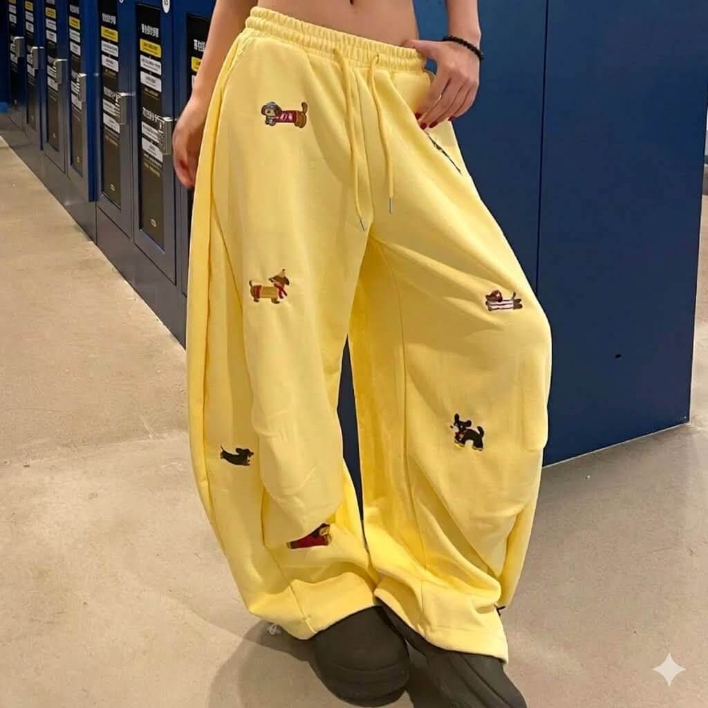 Retro Fashion Sausage Dog Embroidery Sweatpants Women Spring Casual Wide Leg Pants Japanese Style Loose Fit Straight Joggers Plus Size Couple Long Trousers