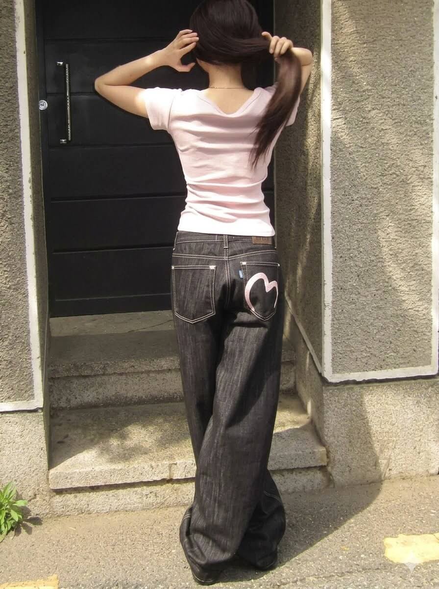 2026 Winter New In: Women's High-Waisted Baggy Jeans - Korean Retro Wide Fit Denim, Versatile Grunge Chic Trousers, Premium Retro Mom Jeans